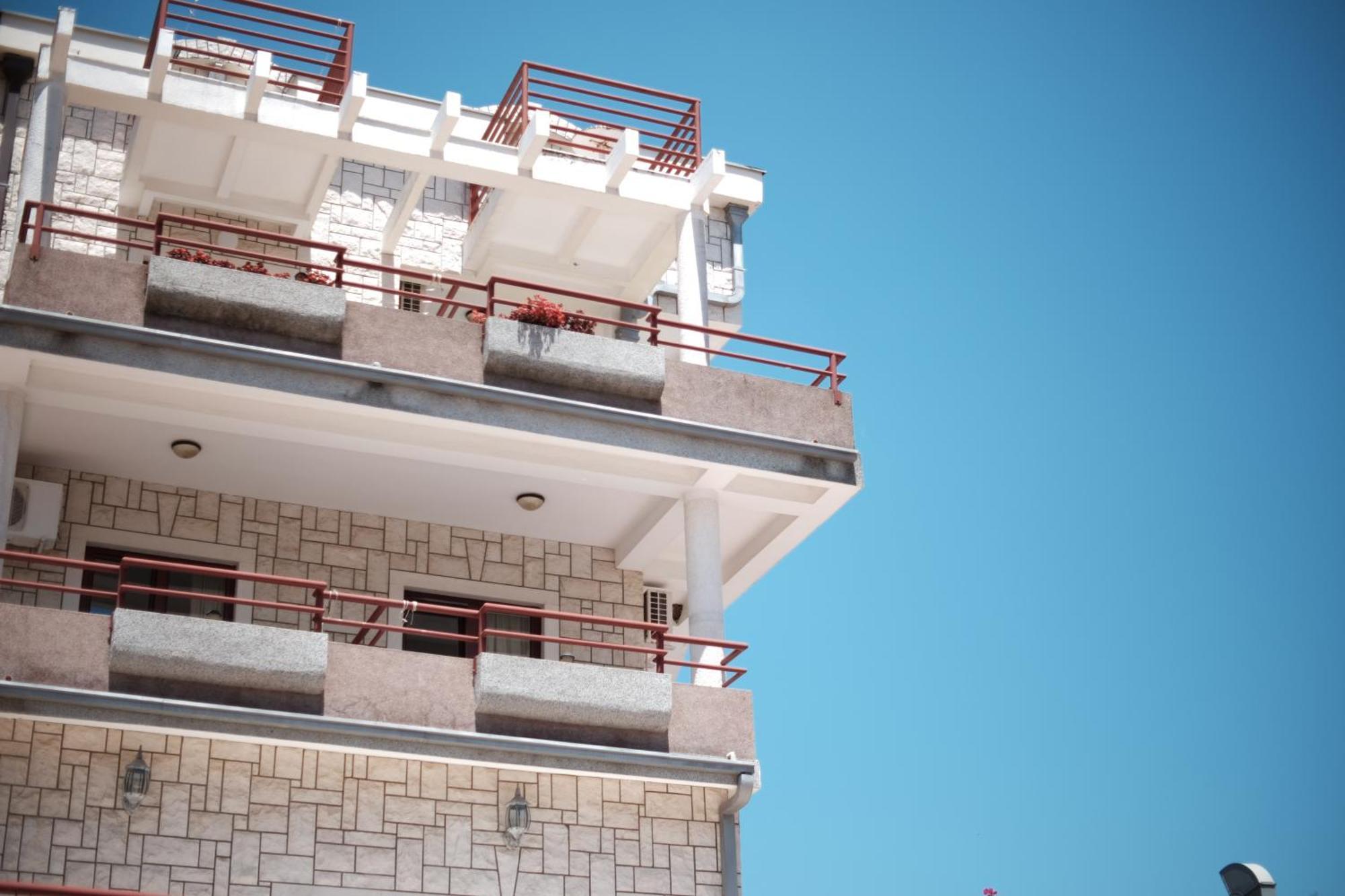Hotel Kleopatra Ulcinj Esterno foto